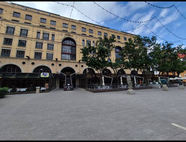 15M² OFFICE TO LET IN SANDTON CENTRAL